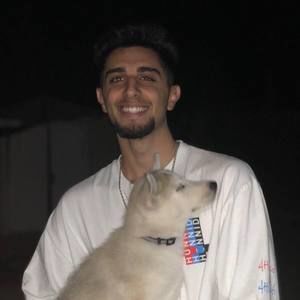 Meet your Posher, Moe